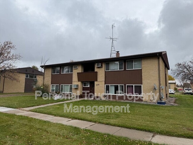 Building Photo - 1828 14th St S