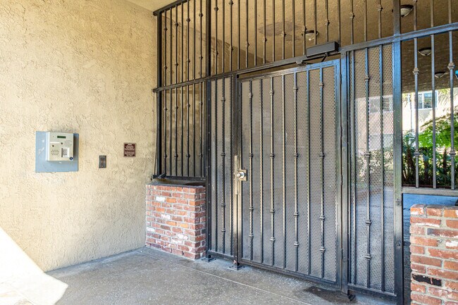 Entrance - Alhambra @ Studio City Apts.