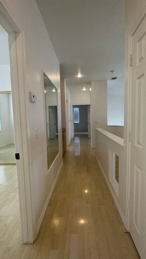 Building Photo - SUMMERLIN HOME WITH 5 BEDROOMS (INCLUDE SOME UTILITIES)