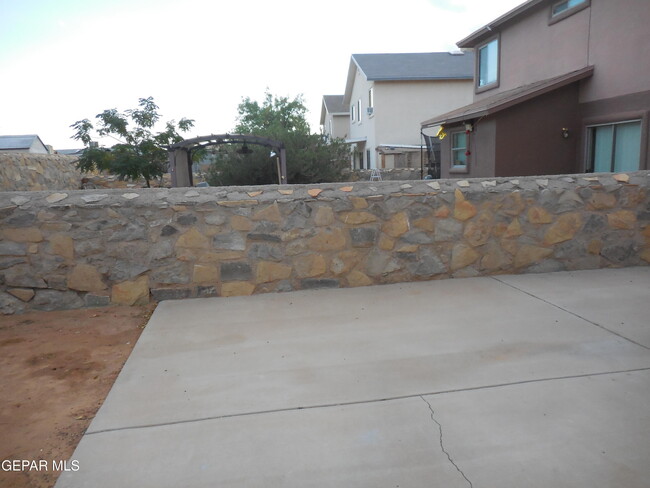 Building Photo - 3676 Tierra Bahia Dr