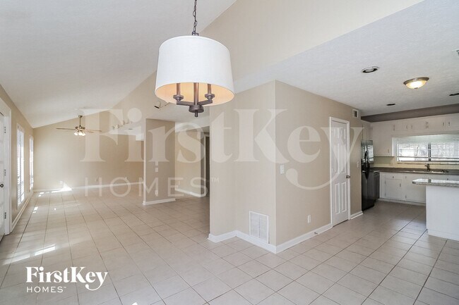 Building Photo - 2845 Forest Wood Dr