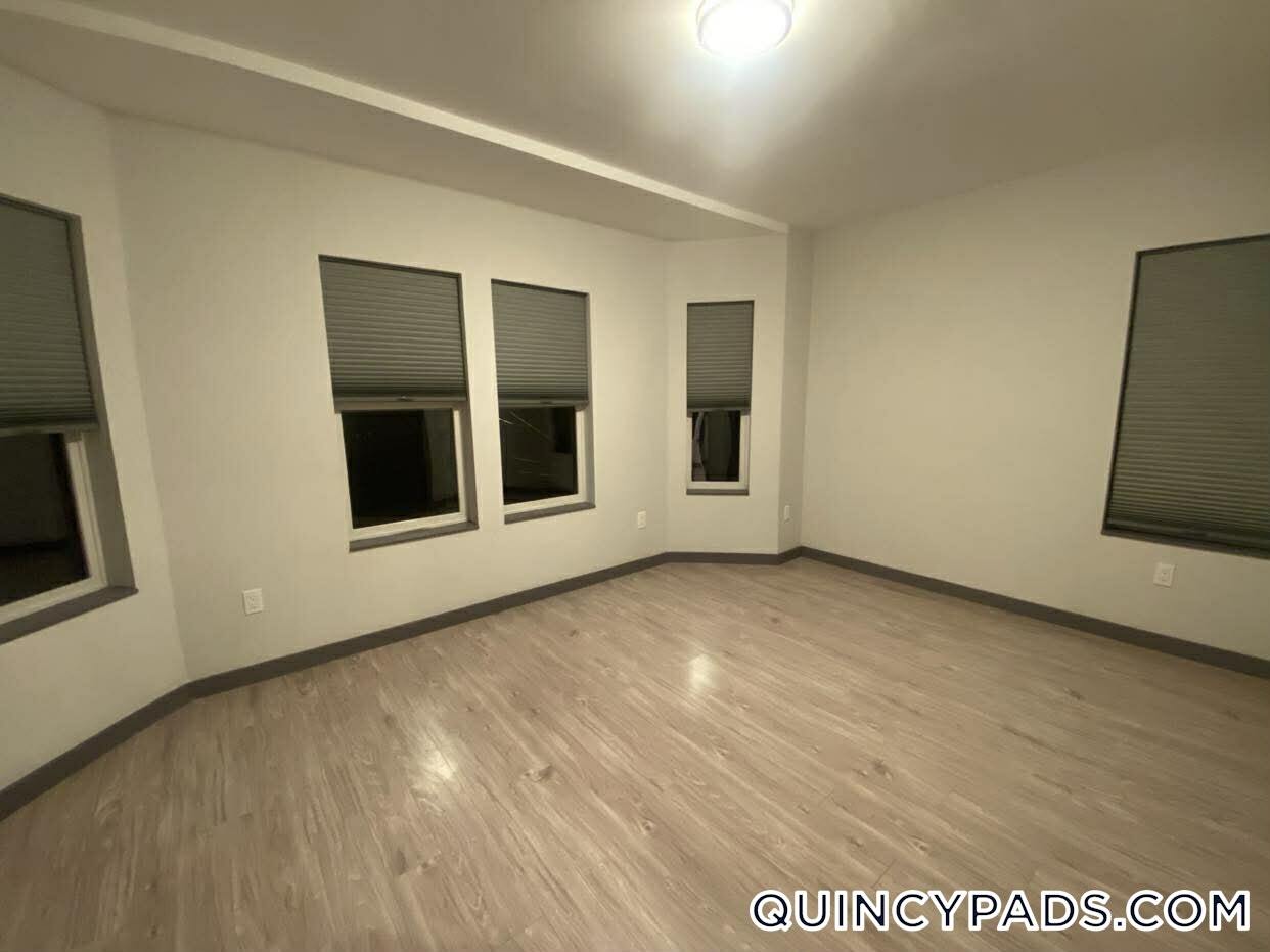 Building Photo - 145 Newbury Ave