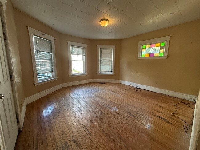 Building Photo - 52 S Crystal St