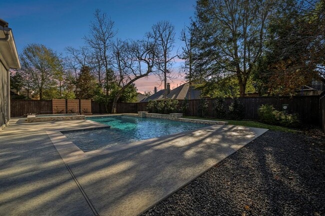 Building Photo - 139 Monterrey Bend
