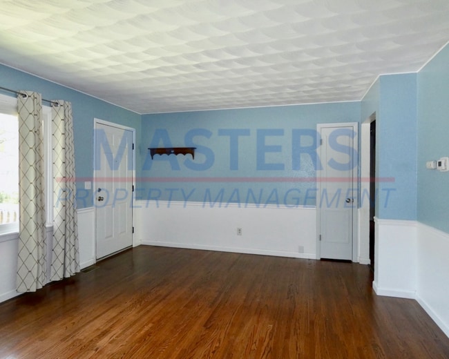 Building Photo - 10477 Mandell Rd