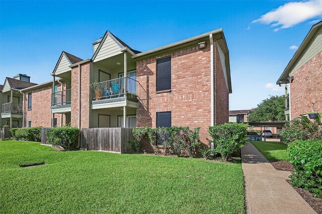 Building Photo - 18800 Egret Bay Blvd