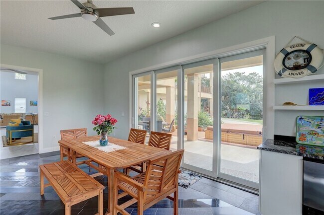 Building Photo - 7785 Grand Oak Cir