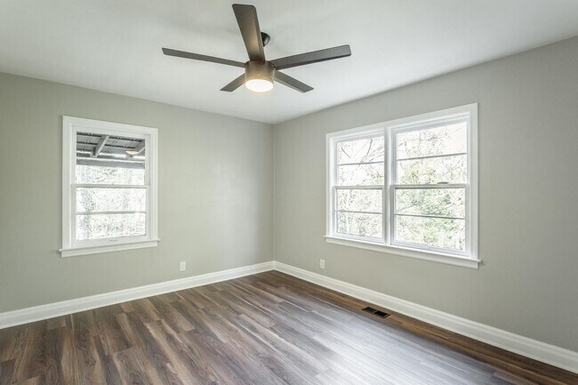 Bedroom 2 - 3474 Lockwood Cir