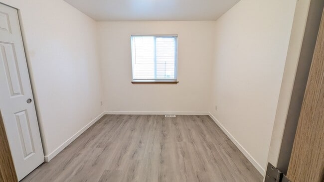 Building Photo - 2704 140th Pl SW