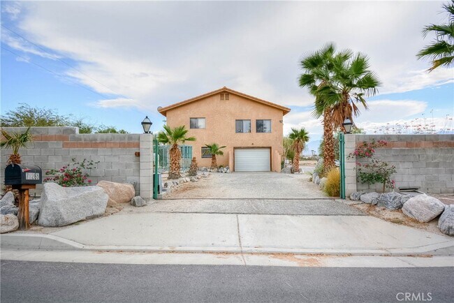Building Photo - 70265 Aurora Rd
