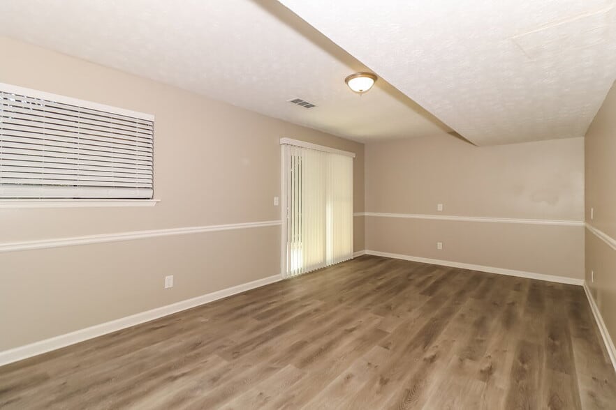 Building Photo - 3824 Princess Ct