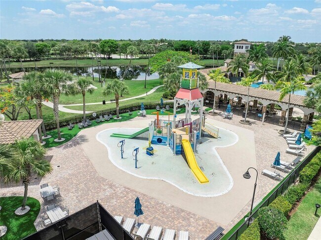 Building Photo - 8215 NW 125th Ln