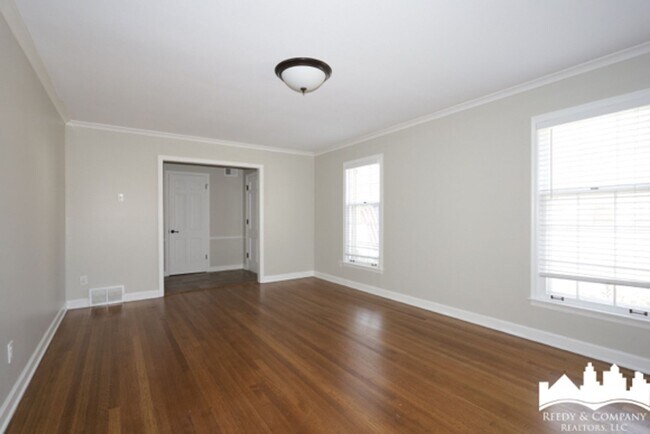 Building Photo - 1264 Yorkshire Dr