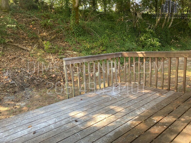 Building Photo - 1274 Sherman Ave