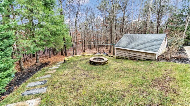 Building Photo - 151 Chardonnay Dr