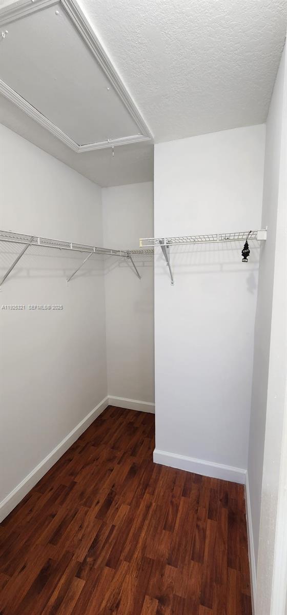 Building Photo - 2940 SE 15th Terrace