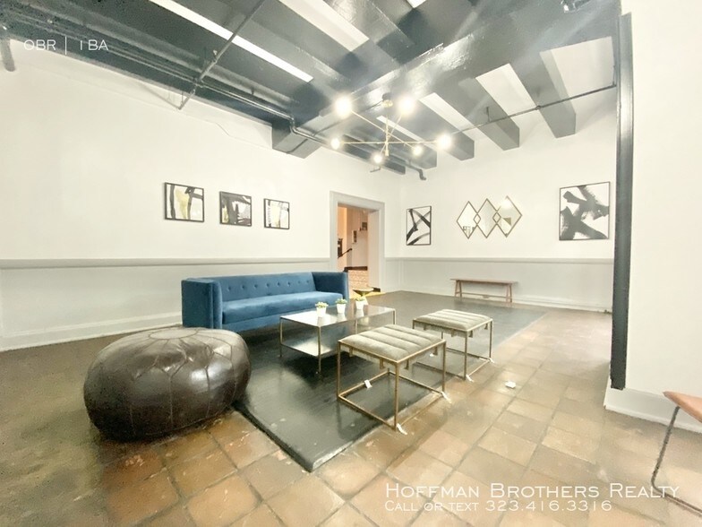 Primary Photo - 2505 W 6th St