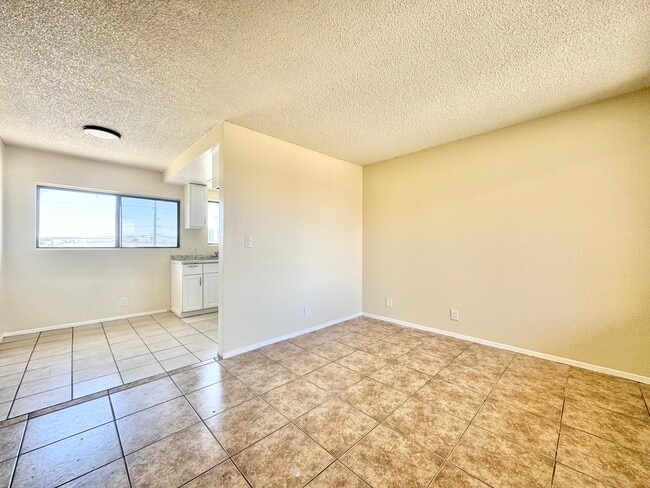 Primary Photo - 4081 Rosecrans Ave