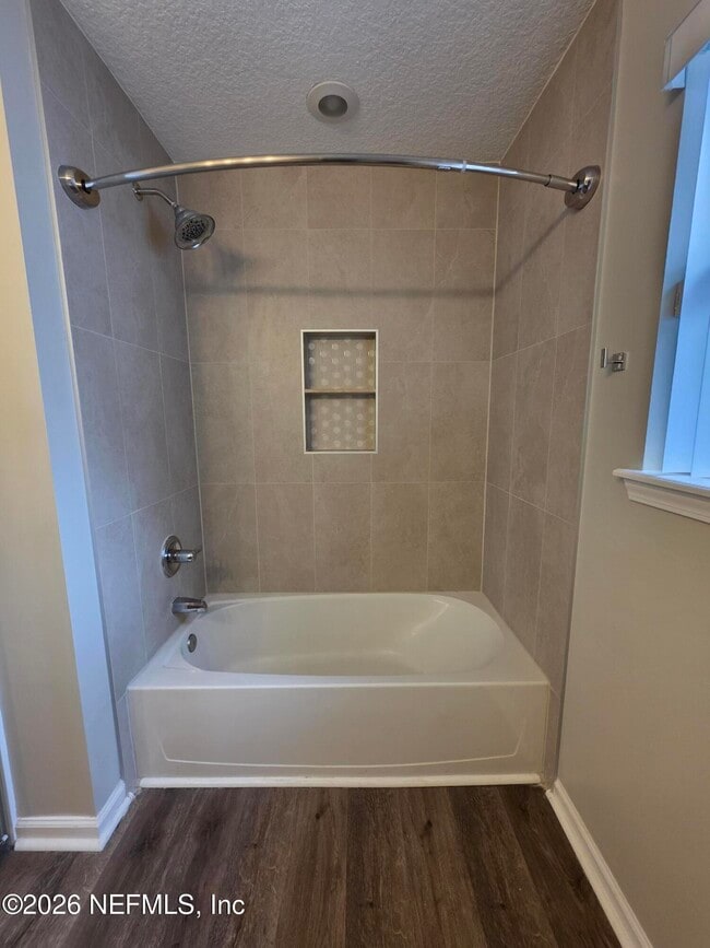 Building Photo - 86088 Meadowridge Ct