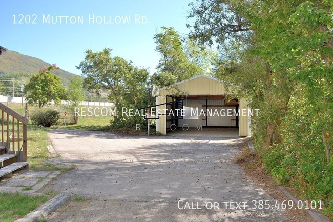 Building Photo - East Kaysville 4 Bedroom House!