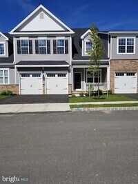 Building Photo - 4403 Thompson Dr