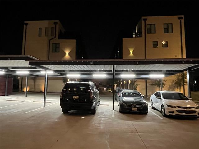 Building Photo - 1901 S Harwood St