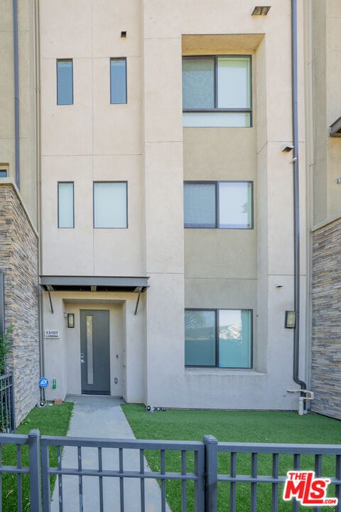 Building Photo - 13107 W Lumina Way