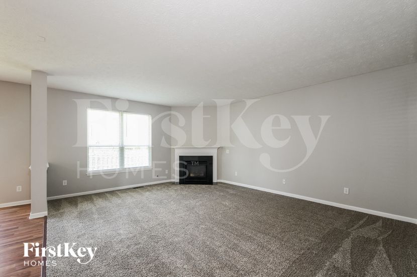 Building Photo - 6240 Eagle Lake Dr