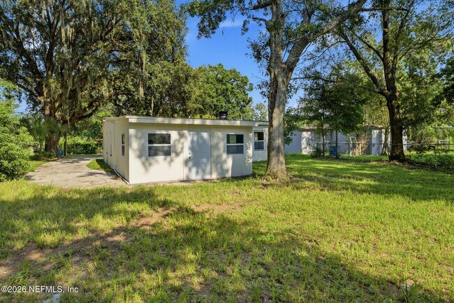 Building Photo - 5846 Abelia Rd