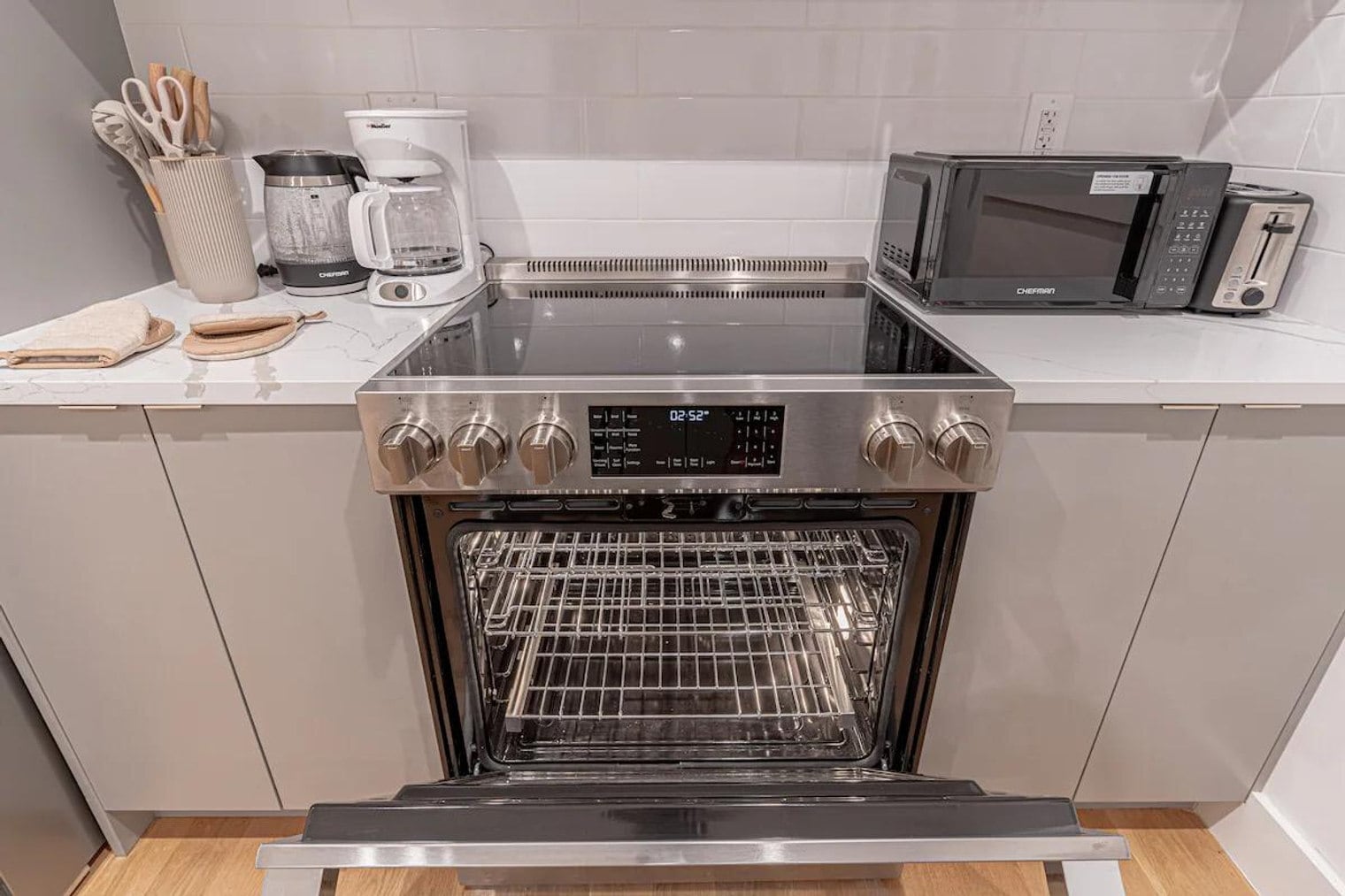 Building Photo - 207 Cooper St