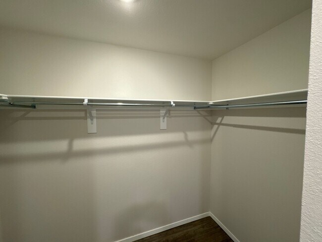 Building Photo - PRE-LEASING NOW | Pet-Friendly 3 Bed, 2 Bath Home in Springdale