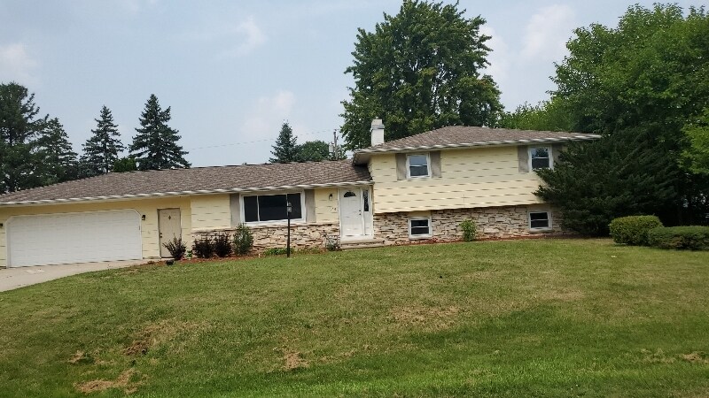 Primary Photo - 324 W Sunset Ave