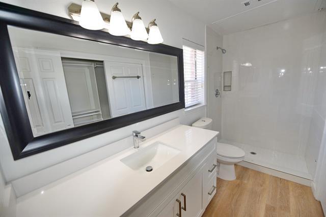 Building Photo - 3711 Cedarplaza Ln