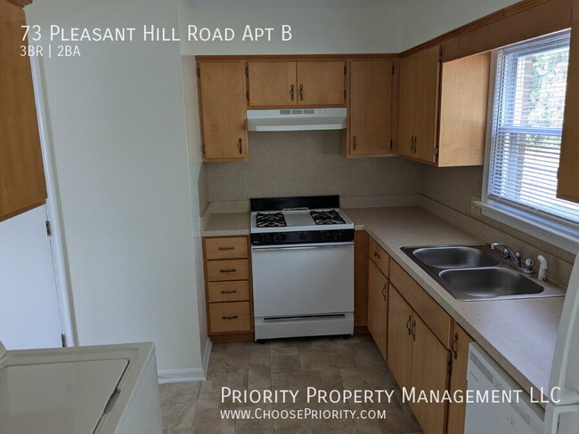 Building Photo - 73 Pleasant Hill Rd