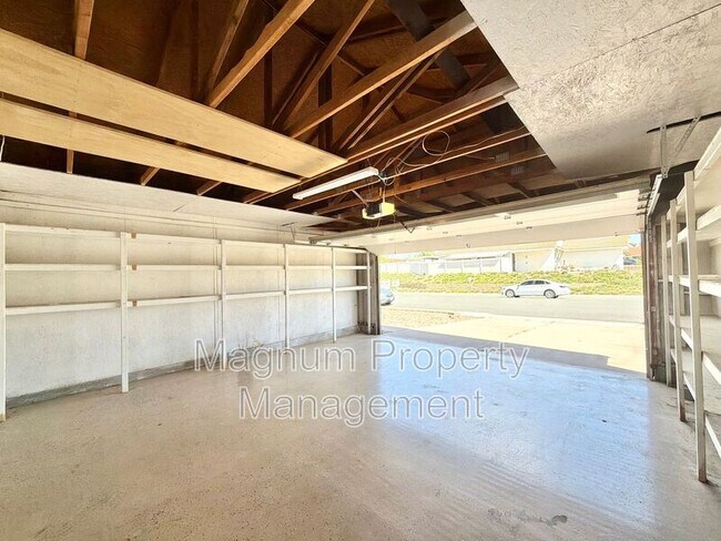 Building Photo - 25268 Shadescale Dr