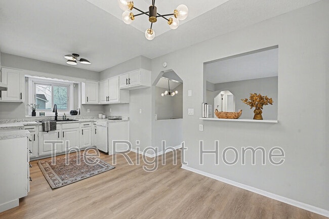 Building Photo - 8617 S 143rd Ave