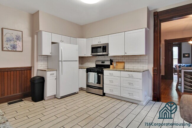 Building Photo - Furnished 2-Bedroom Lower Apartment on Prospect Ave