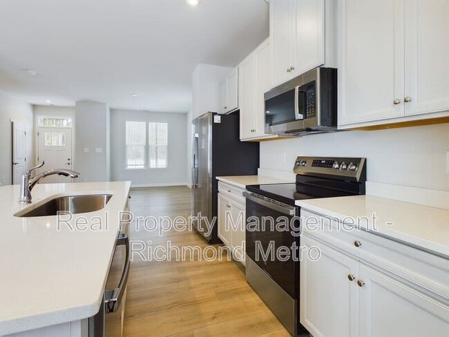 Building Photo - 2031 Turtle Pkwy