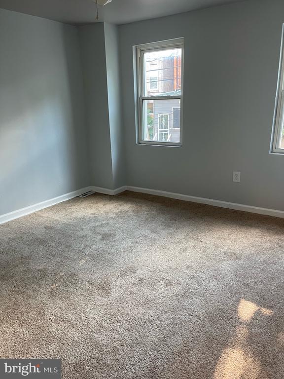 Building Photo - 1810 N Chapel St