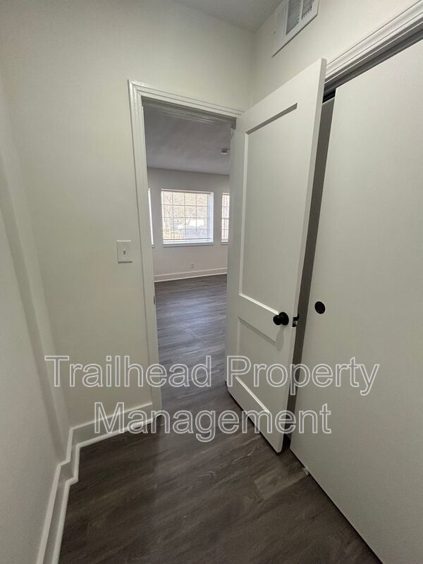 Building Photo - 6409 Brookside Rd