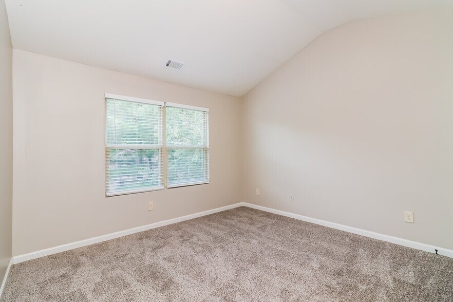Building Photo - 2097 Juniper Ives Ct SE