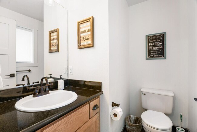 Building Photo - #11 Deer Lane, Sunriver OR 97707 - Long Te...