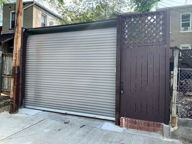 Building Photo - 1612 3rd St NW