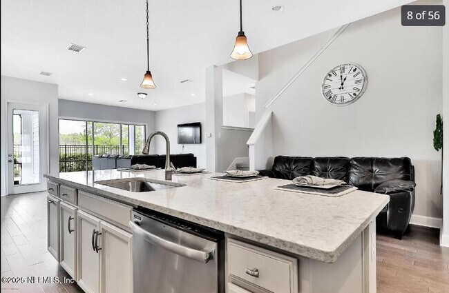 Building Photo - 443 Daniel Park Cir