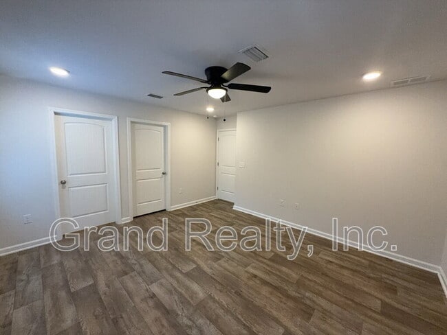 Building Photo - 4633 Integrity Ct