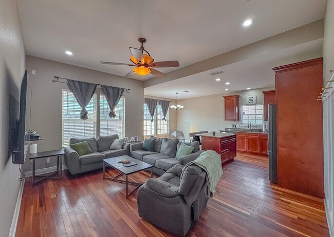 Building Photo - 6303 Rivers Landing Ct