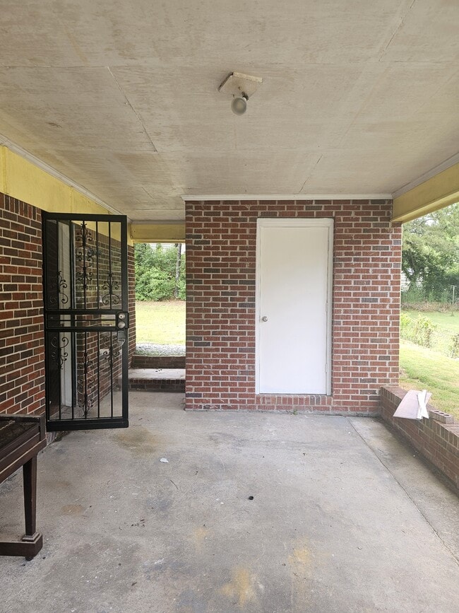 Building Photo - 5418 Planter Ct