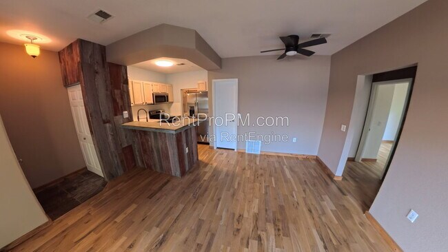 Building Photo - 4545 Wheaton Dr