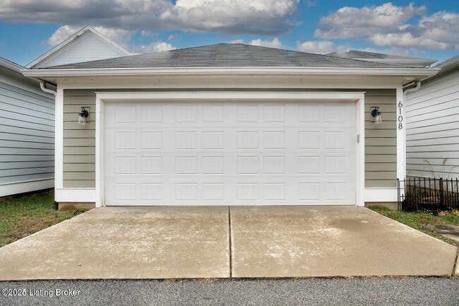Building Photo - 6108 Mistflower Cir