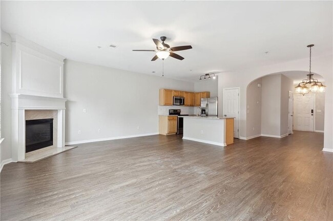 Primary Photo - 372 Azalea Cir